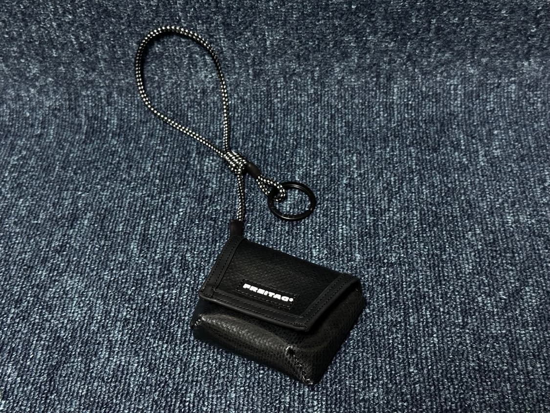 새제품 Freitag 프라이탁 희귀 올검 미니 메신저 키링(에어팟) 상품이미지4