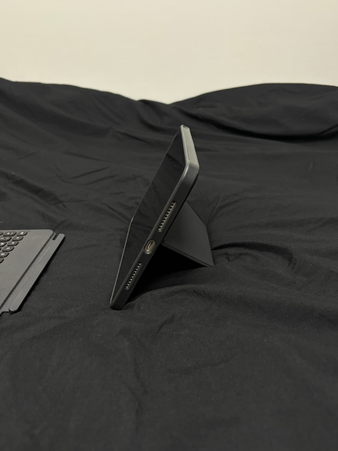 아이패드미니7Pro Wifi 128G + 로지텍 키보드 + 케이스 상품이미지5