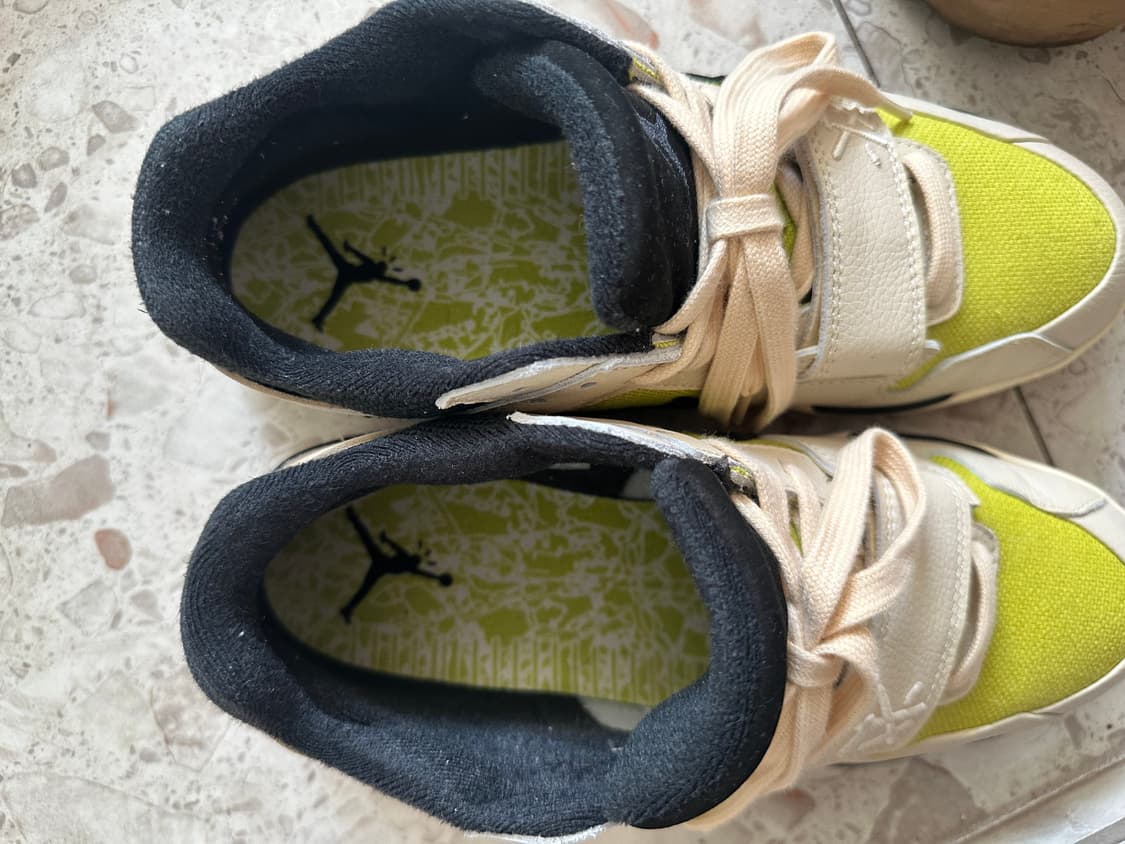 나이키 조던 트레비스 스캇 점프맨 잭 TR 브라이트 캑터스 상품이미지4