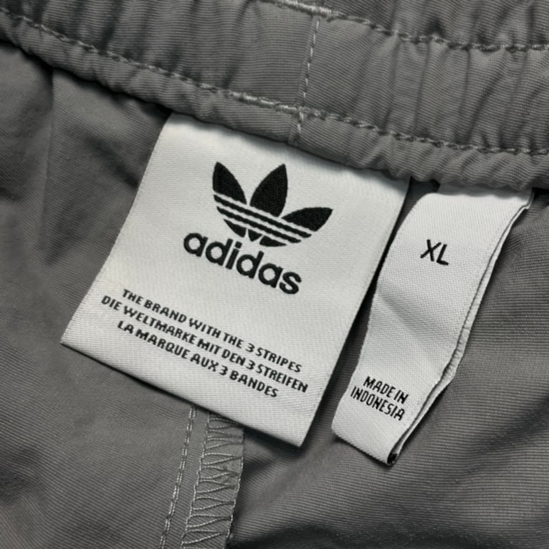 105 아디다스 NMD 런닝 나일론 팬츠  상품이미지3