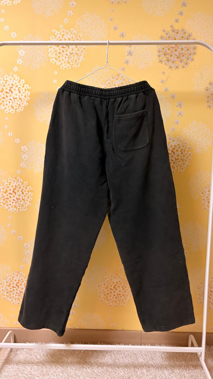 무신사 스탠다드 투 턱 스웨트 팬츠 상품이미지2