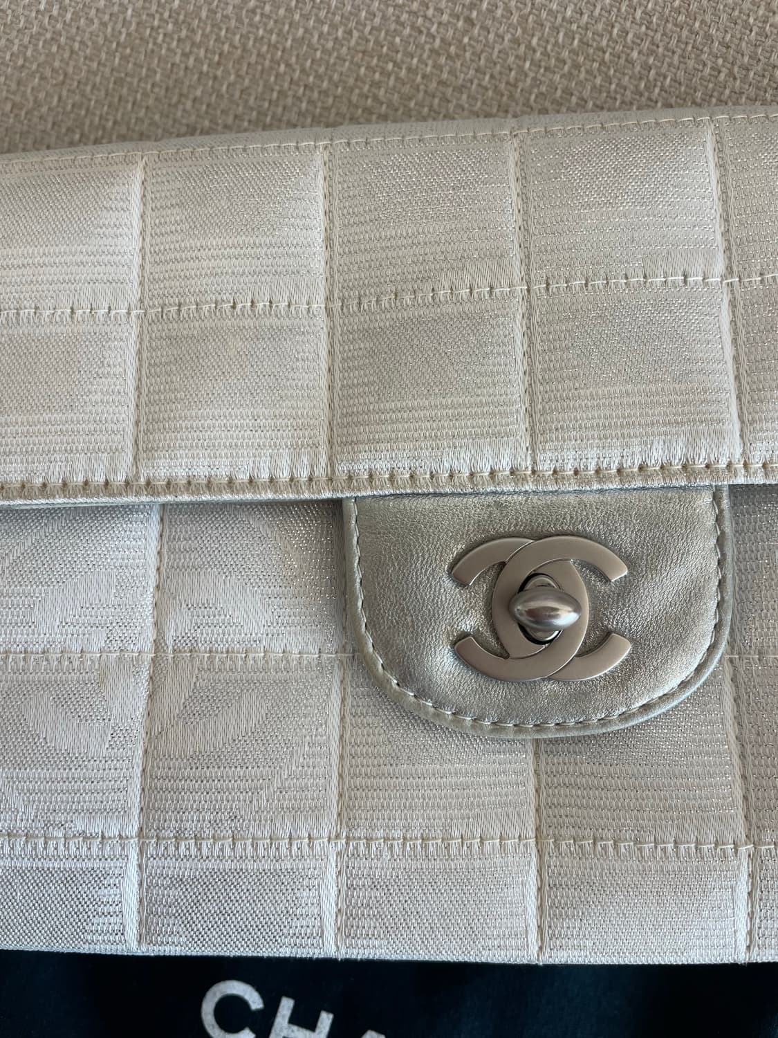 (정품) 샤넬 트래블라인 초콜릿 바 숄더백 상품이미지2