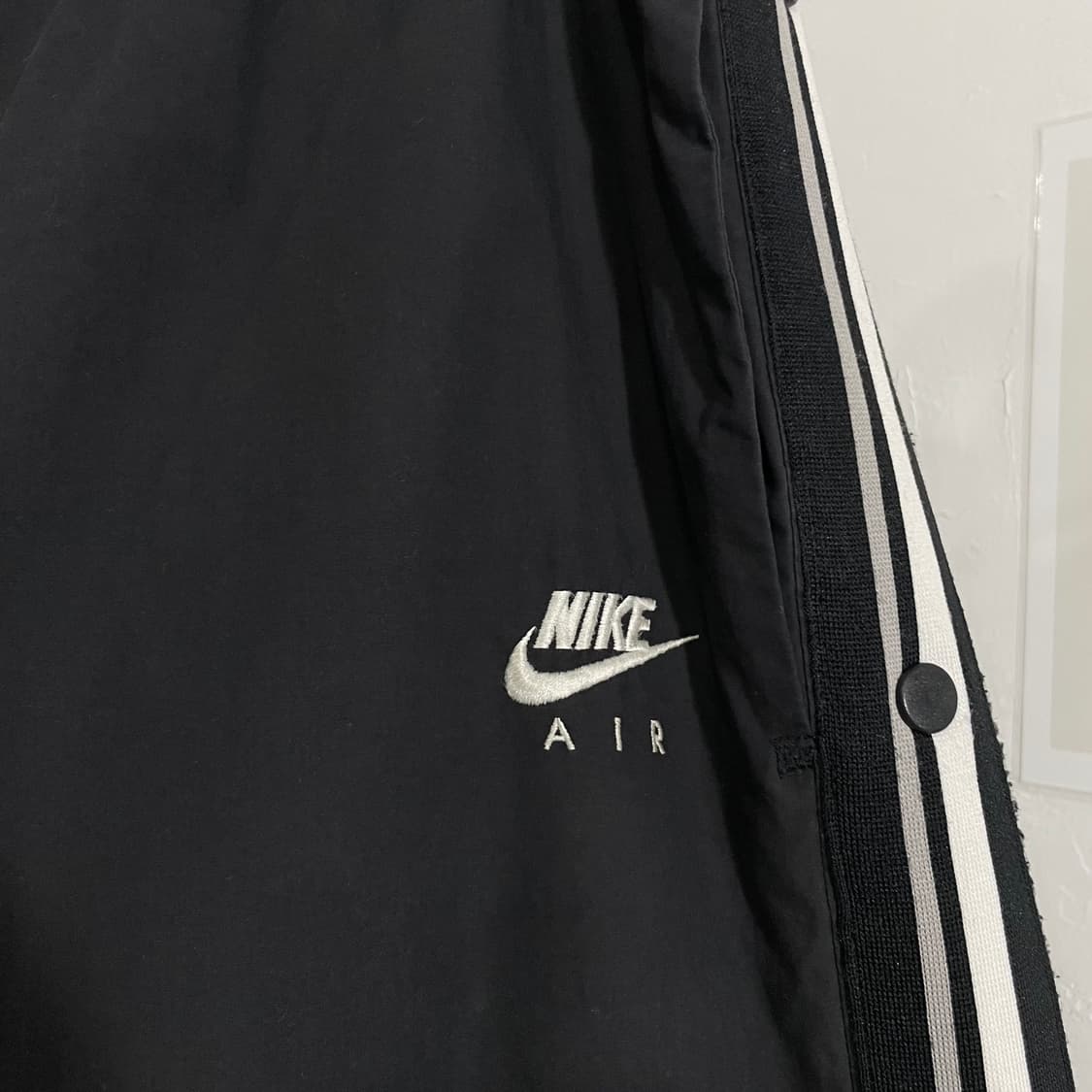 나이키 에어 사이드 라인 스냅버튼 우븐팬츠 상품이미지5
