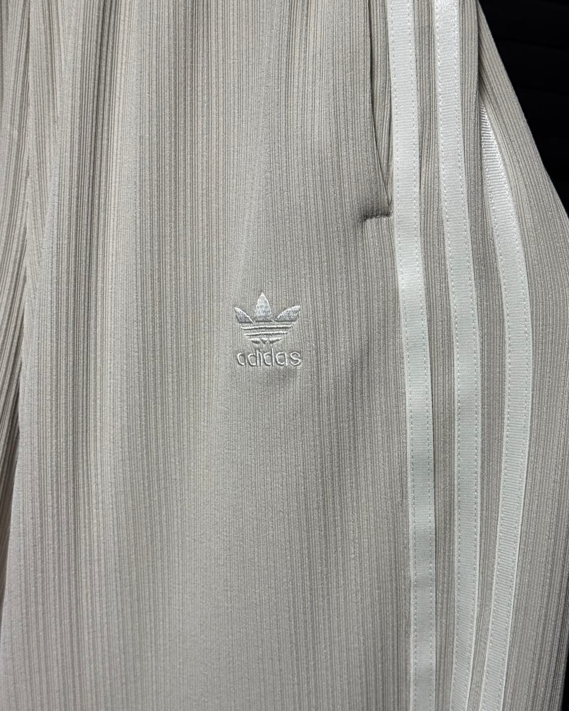 아디다스 아이보리 베이지 플리츠 주름 와이드 트랙 밴딩 팬츠 삼선 요가 상품이미지5