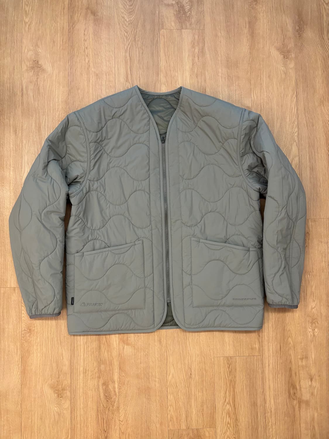 디스이즈네버댓 폴라텍 리버시블 퀼팅 자켓 M 상품이미지2