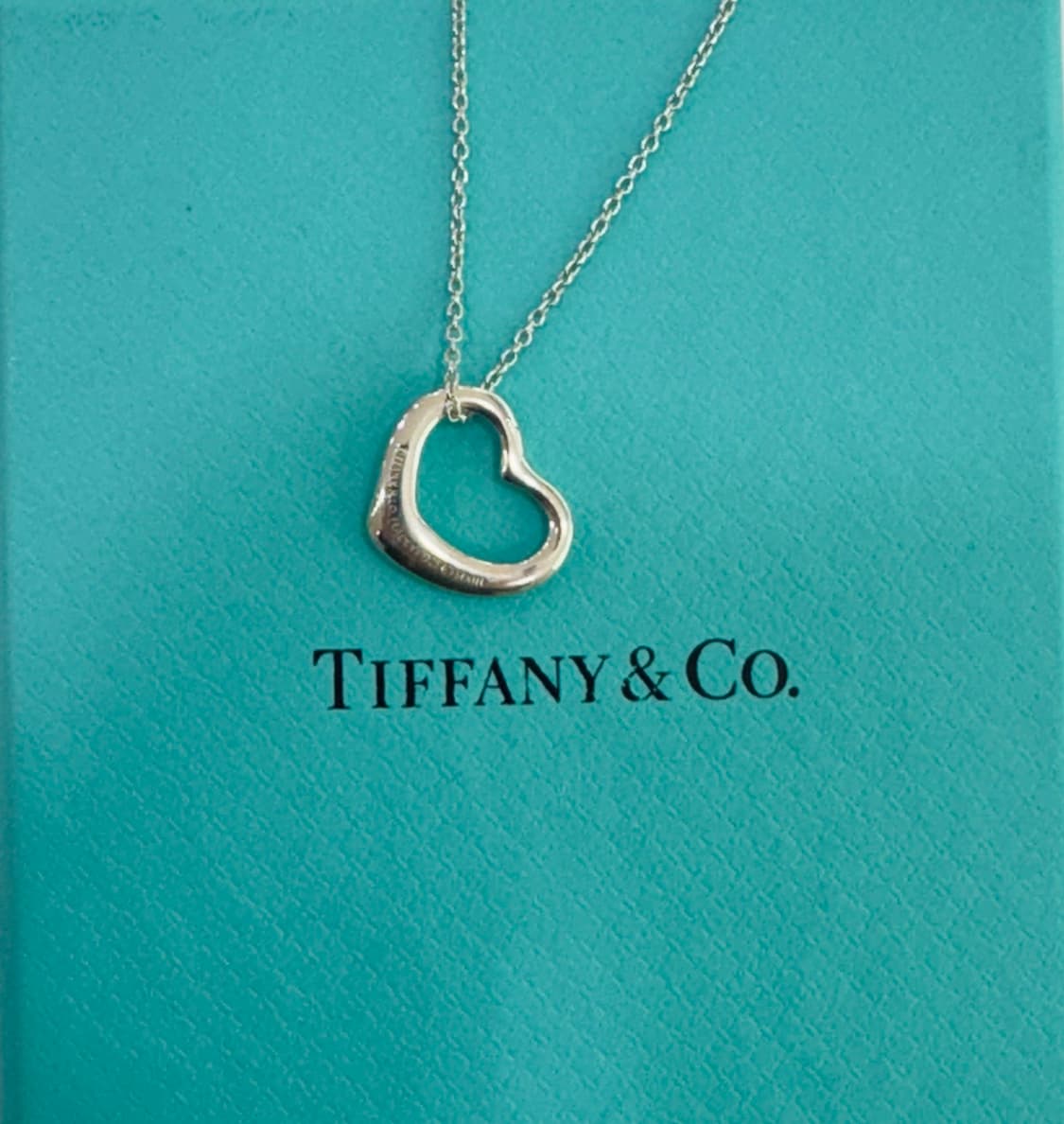 티파니앤코 오픈 하트 목걸이 실버(16mm) 상품이미지3