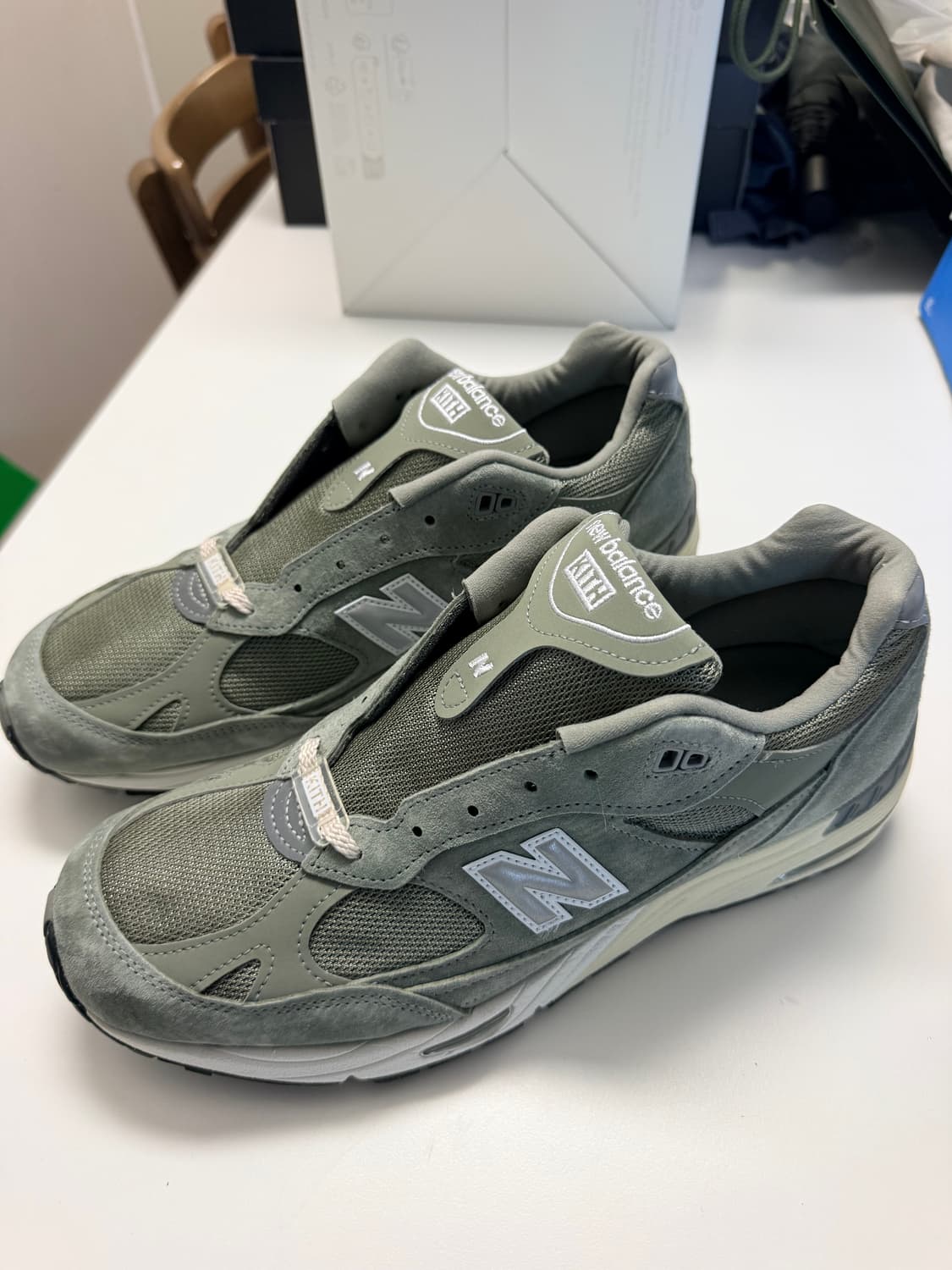 뉴발란스 x 키스 991v1 메이드 인 UK 베티버 상품이미지1