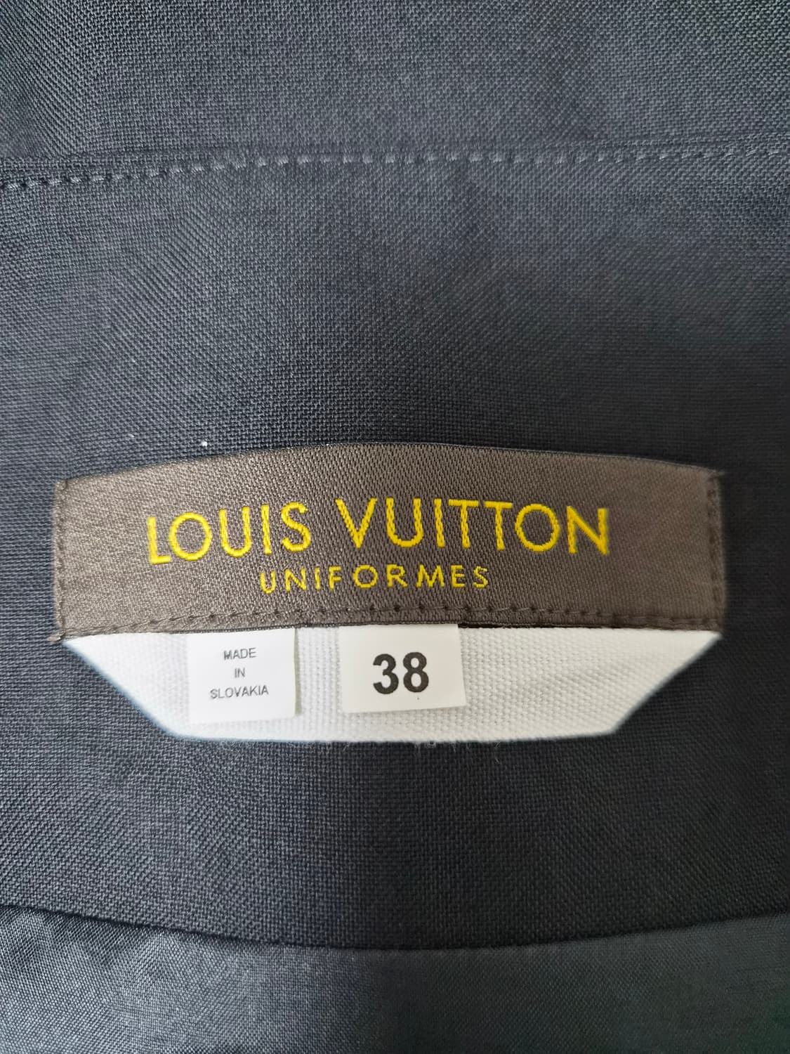 루이비통Louisvotton 유니폼 스커트 38사이즈 P-132 상품이미지4