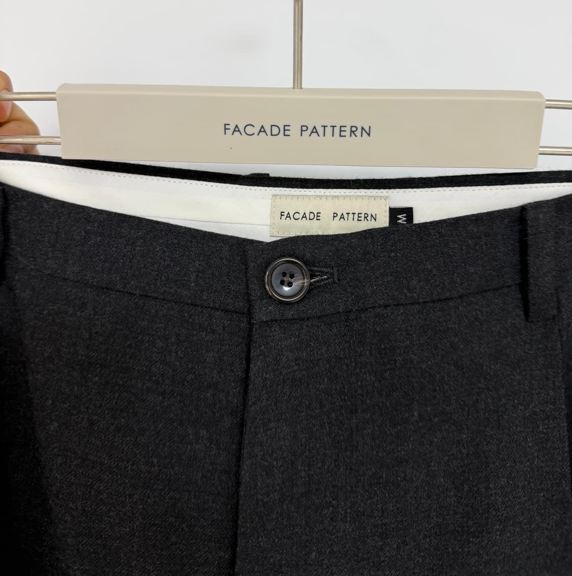 (1회착용) 파사드패턴 타임리스 울팬츠 다크차콜 M 상품이미지5