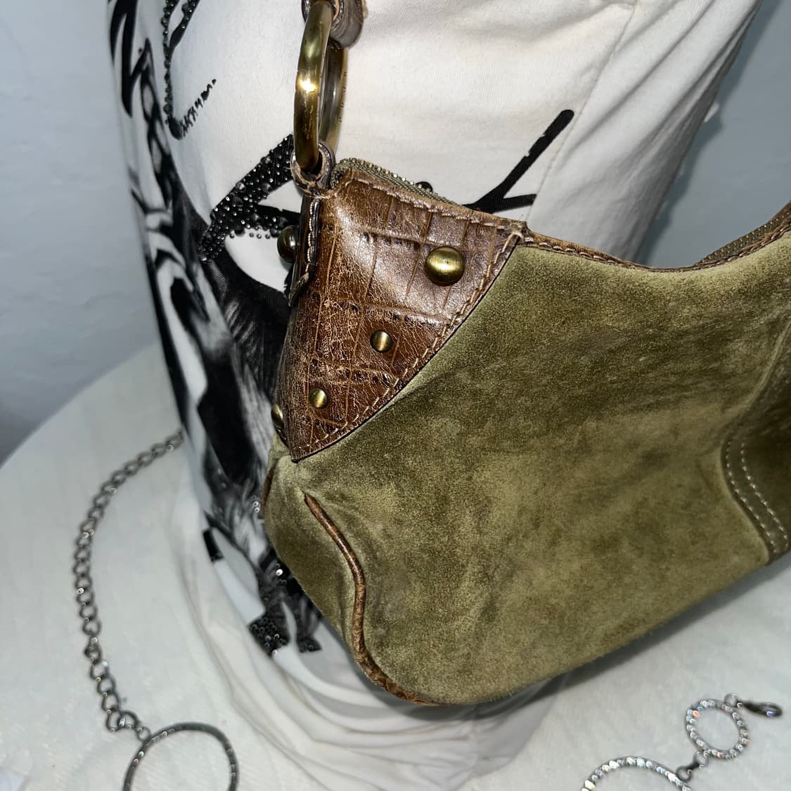 Daks 카키 스웨이드 스터드 백 상품이미지2