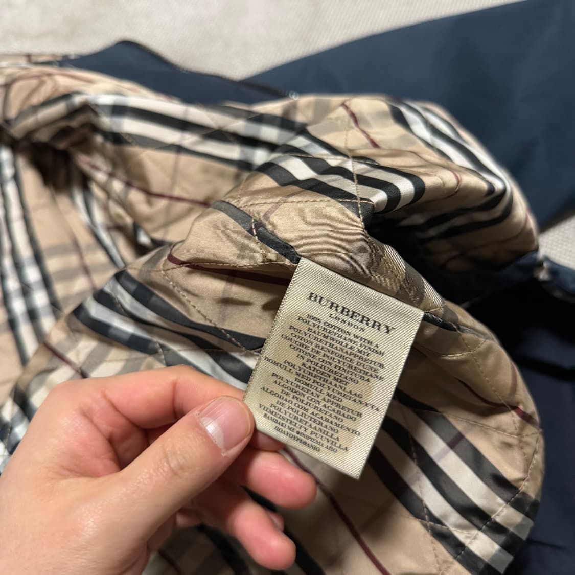 버버리 체크 퀄팅 헤링턴 자켓 상품이미지7