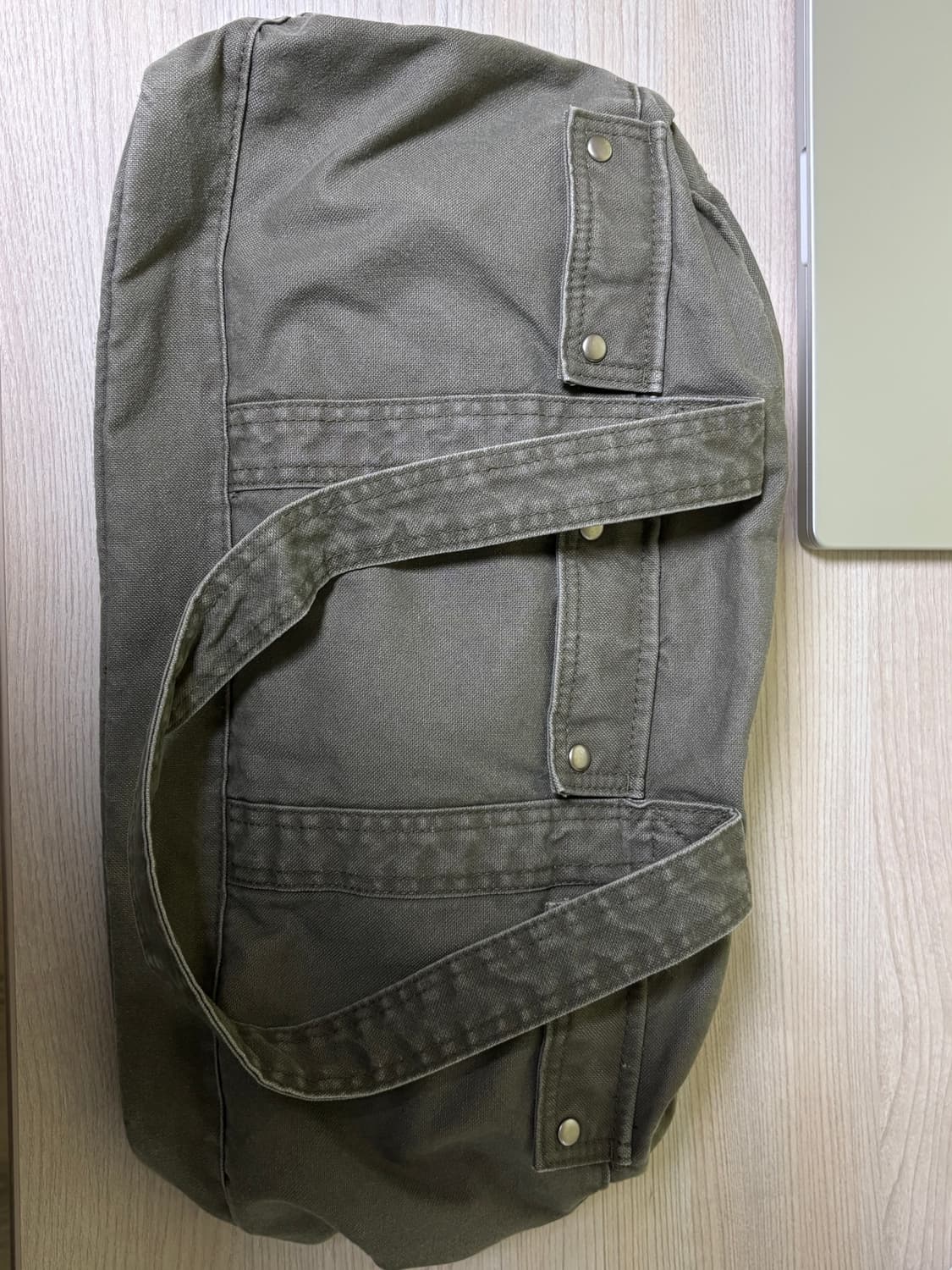 밀로아카이브 빈티지 플랩 포켓 더플백 (워시드 카키) 상품이미지3