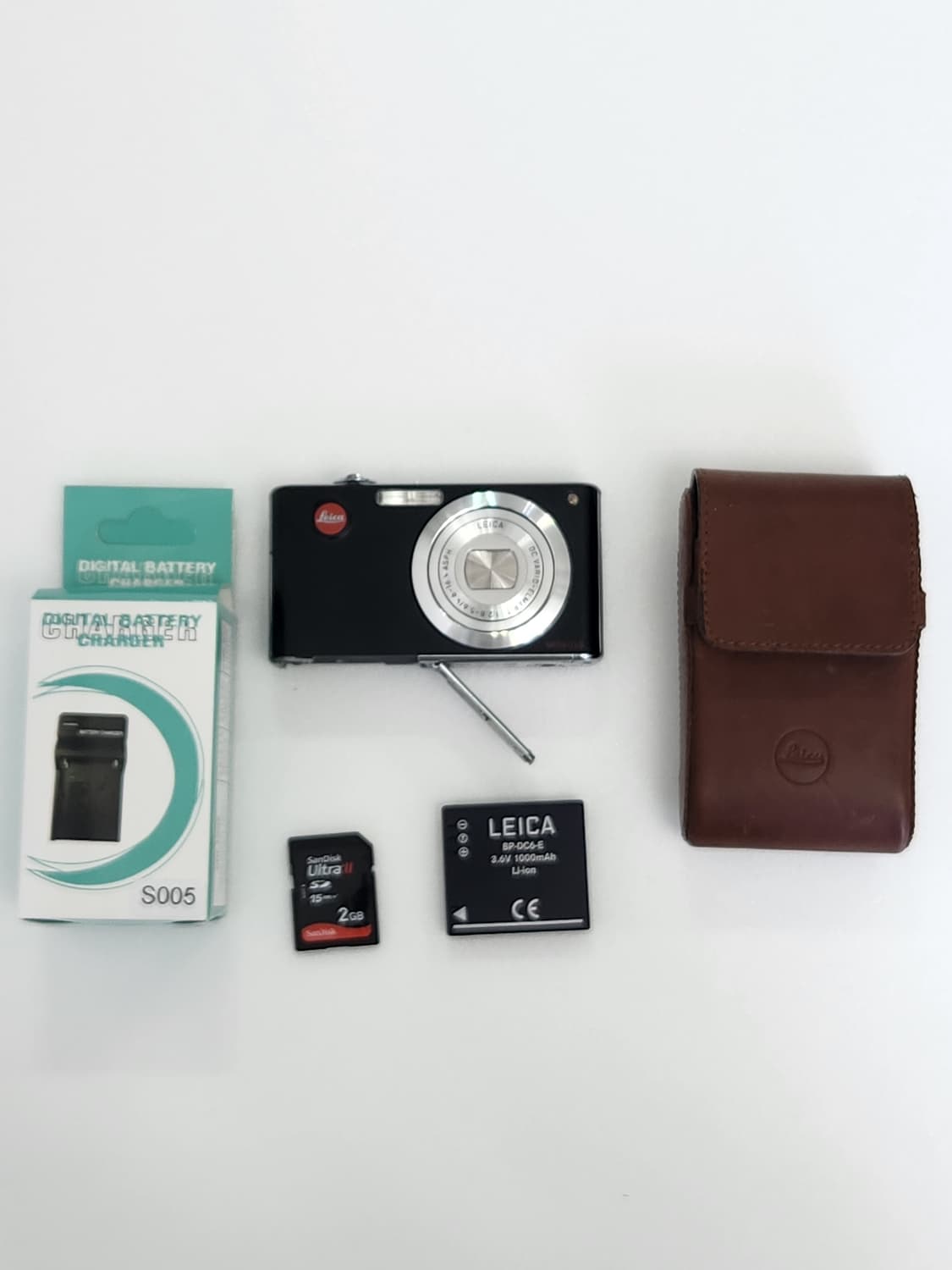 라이카 디지털카메라 C-lux2 사쿠라 제니 카메라 빈티지카메라 상품이미지1