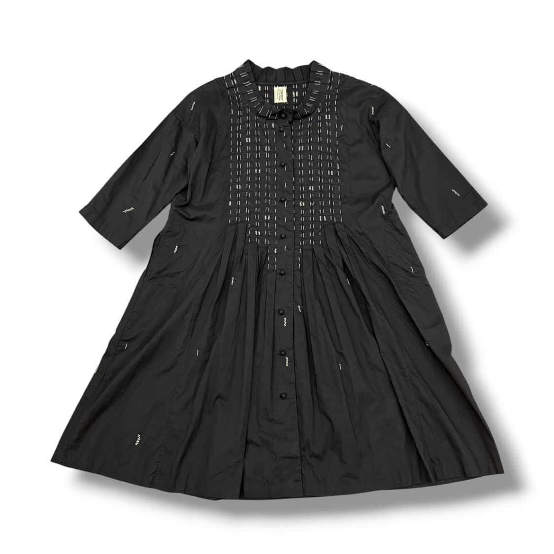 ISSEY MIYAKE HaaT 블랙 프릴 콩단추 미디원피스 상품이미지1