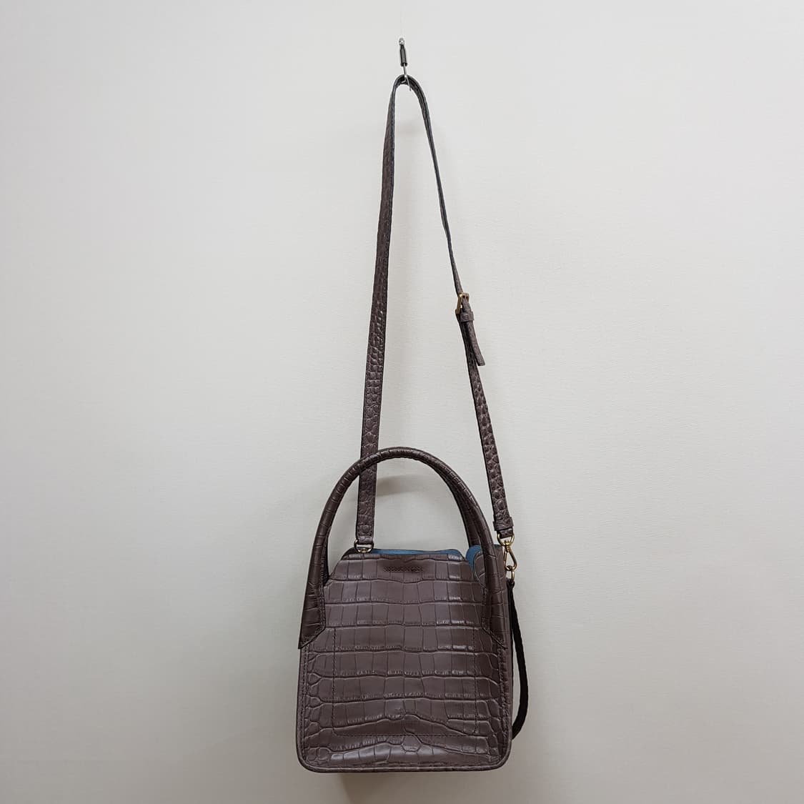 한섬 DECKE 덱케 클레프 크로커 토트백 상품이미지3