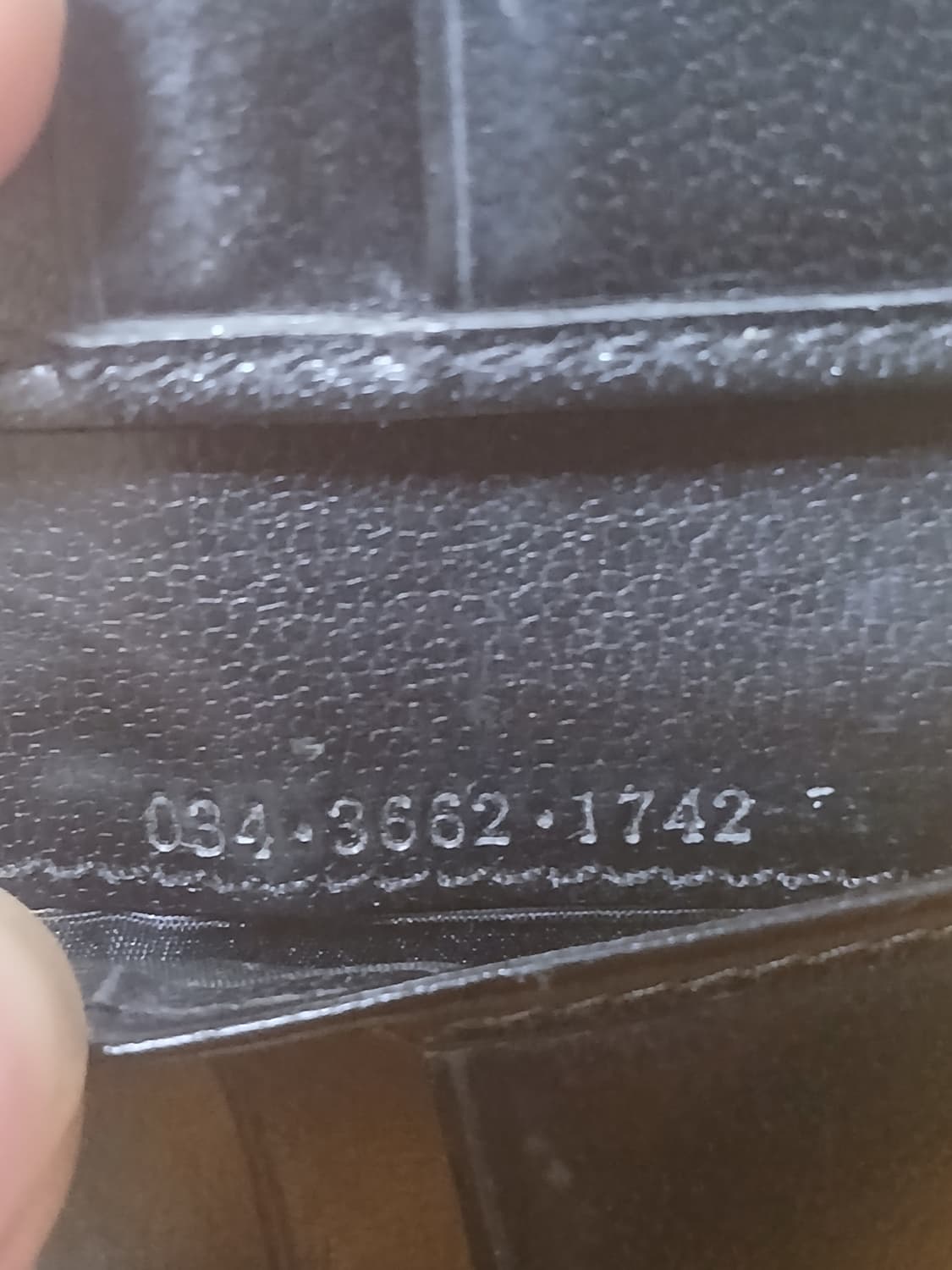 구찌 블랙 레더 반지갑 G Leather bifold wallet 상품이미지5