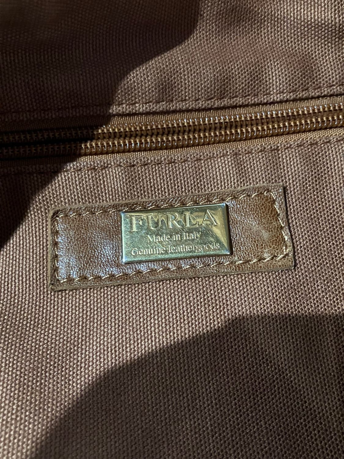 Furla 레더 위빙 숄더백 상품이미지9