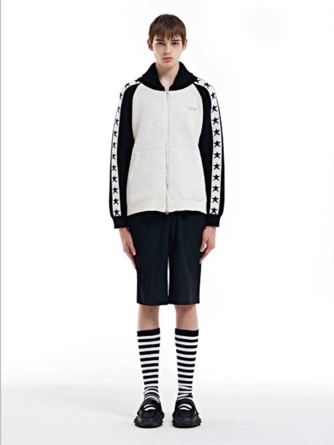 더뮤지엄비지터 자카드 니트 집업 상품이미지3