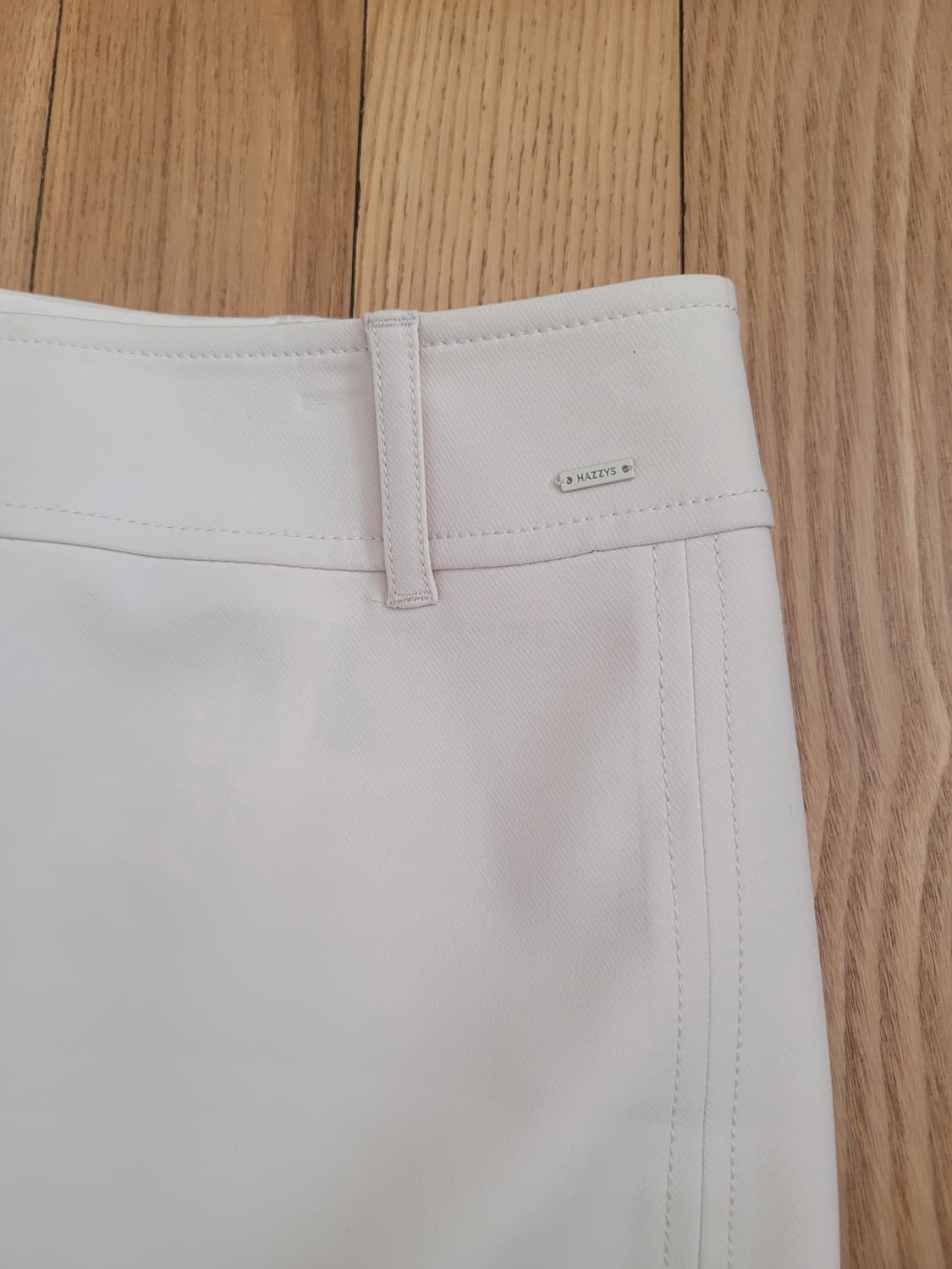 헤지스 H라인 치노 스커트 상품이미지2