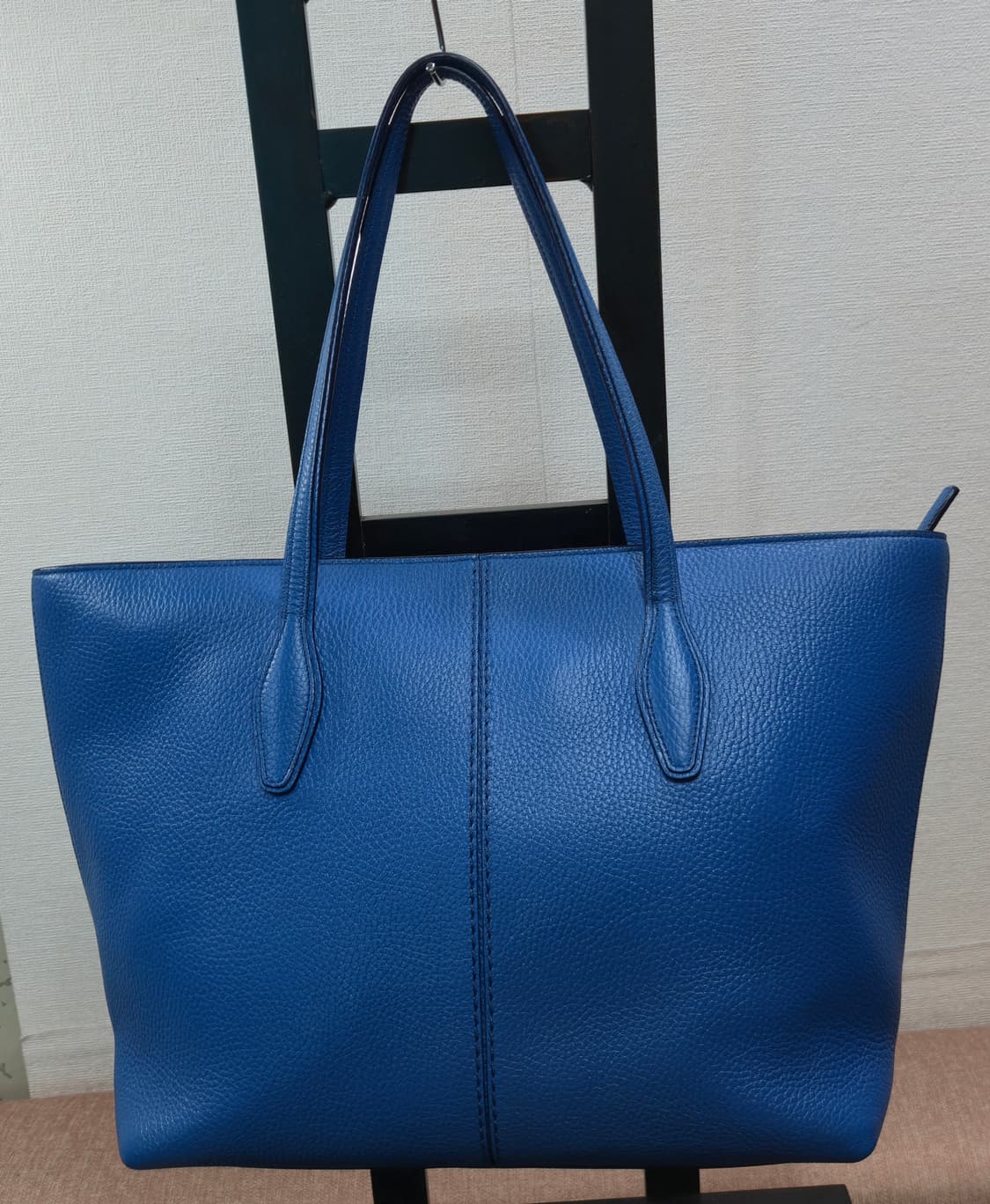 토즈 정품 - 조이 미디움 쇼퍼백 레더 지퍼 오픈 숄더백 상품이미지2