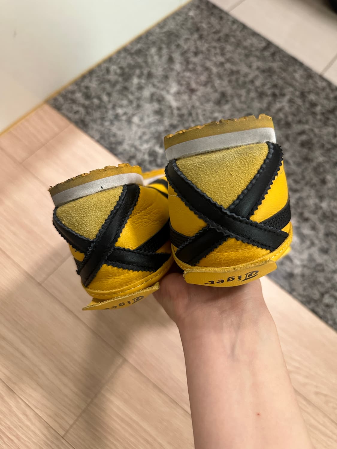 오니츠카타이거 멕시코66 옐로우235 상품이미지4