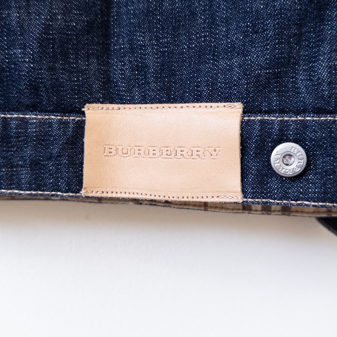 버버리 노바체크 데님 자켓 상품이미지7