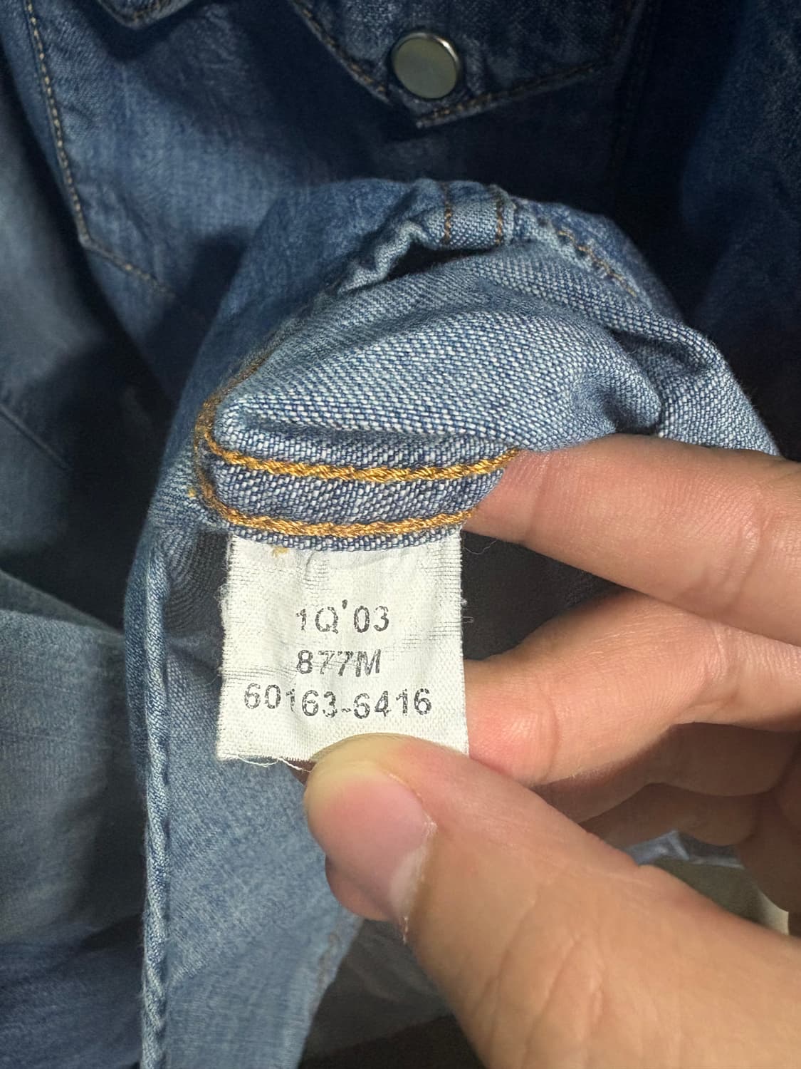 Levi's Fitted Denim Western Shirt 상품이미지9