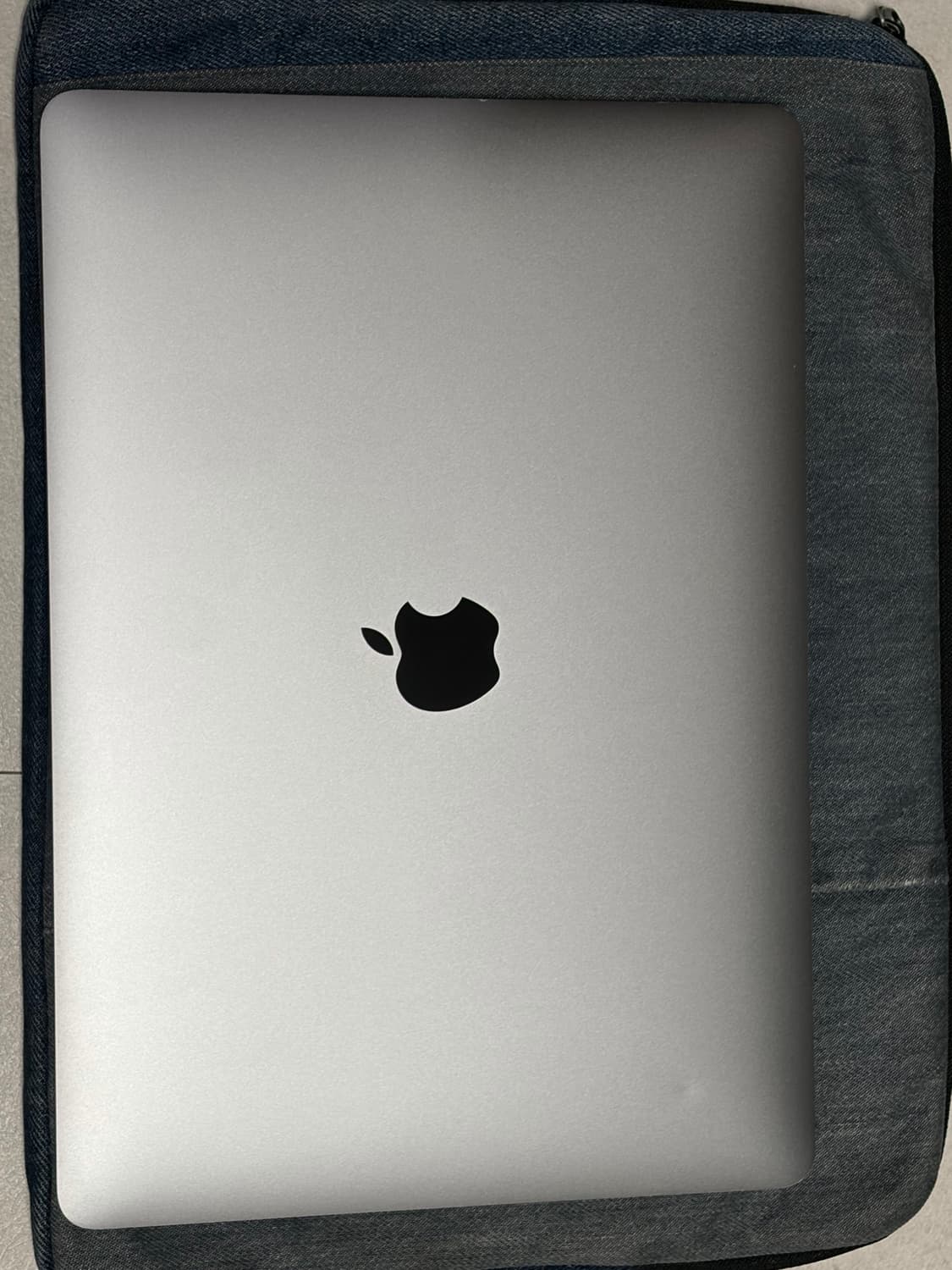 맥북 m1 13인치 8/256 상품이미지1