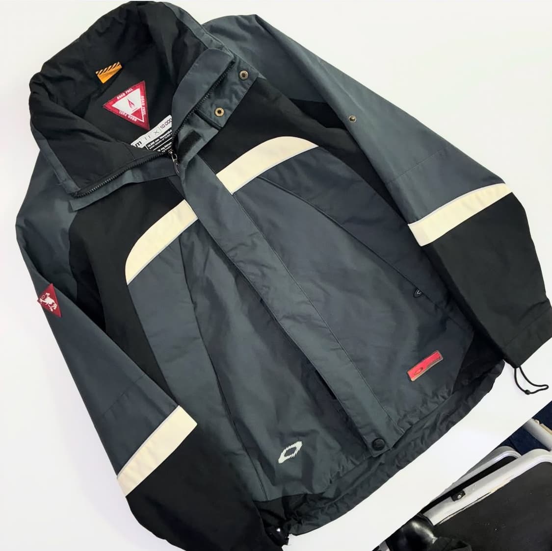 Oakley  오클리 90,s 아카이브 패치 자켓 상품이미지2