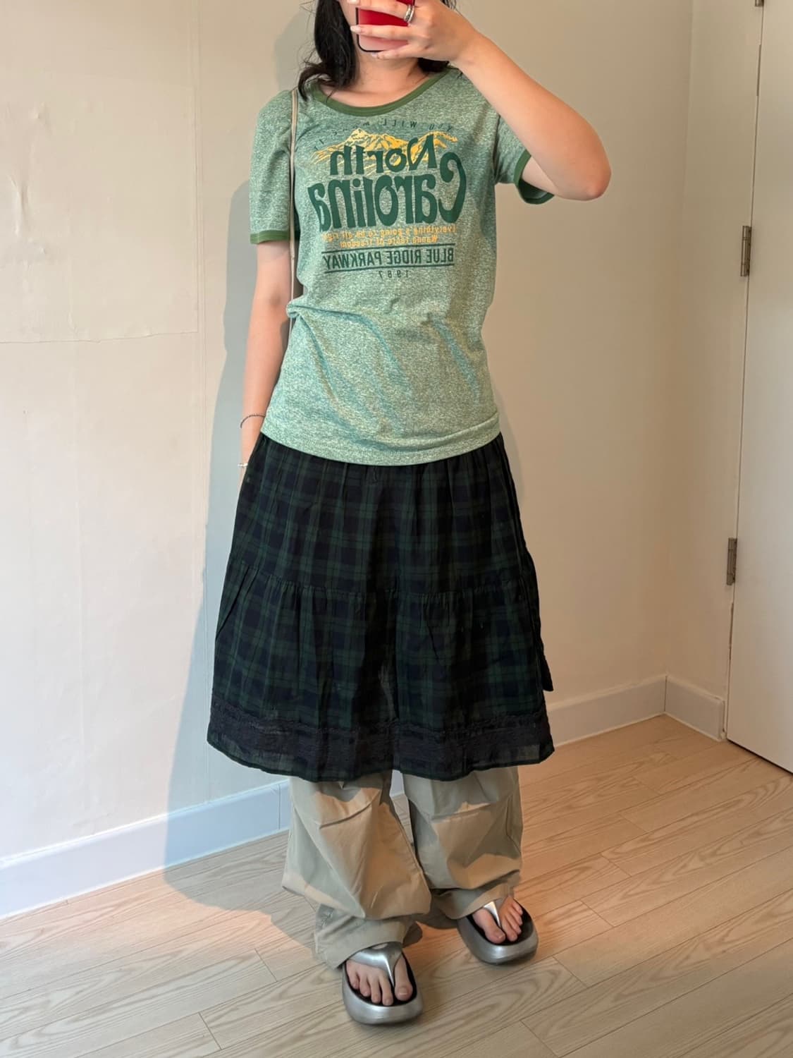 Green linger t-shirt 상품이미지3
