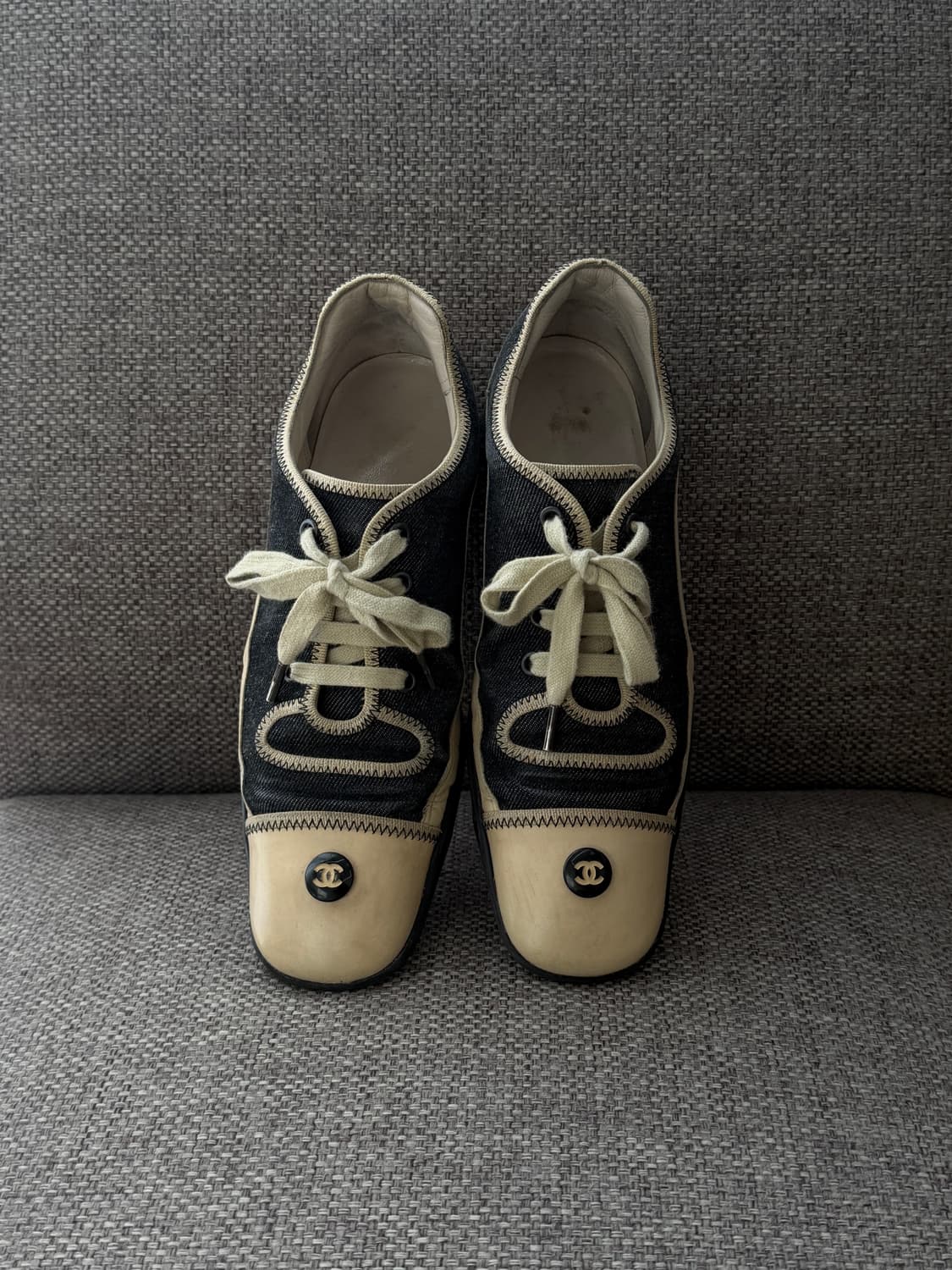 샤넬 80’s 빈티지 데님 코코마크 스니커즈 상품이미지3