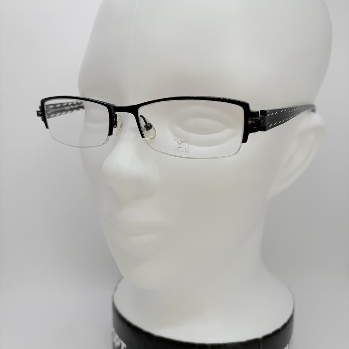 MCM 블랙 스퀘어 티타늄 반무테 상품이미지6