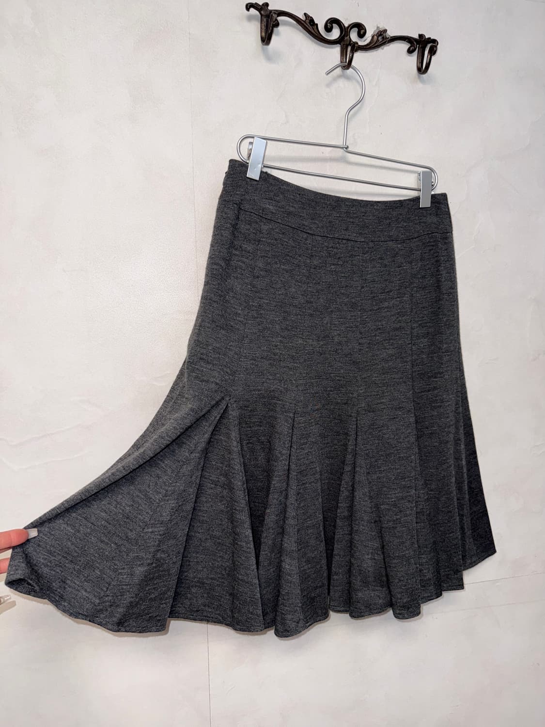 Charcoal cotton flare pleats skirt 상품이미지1
