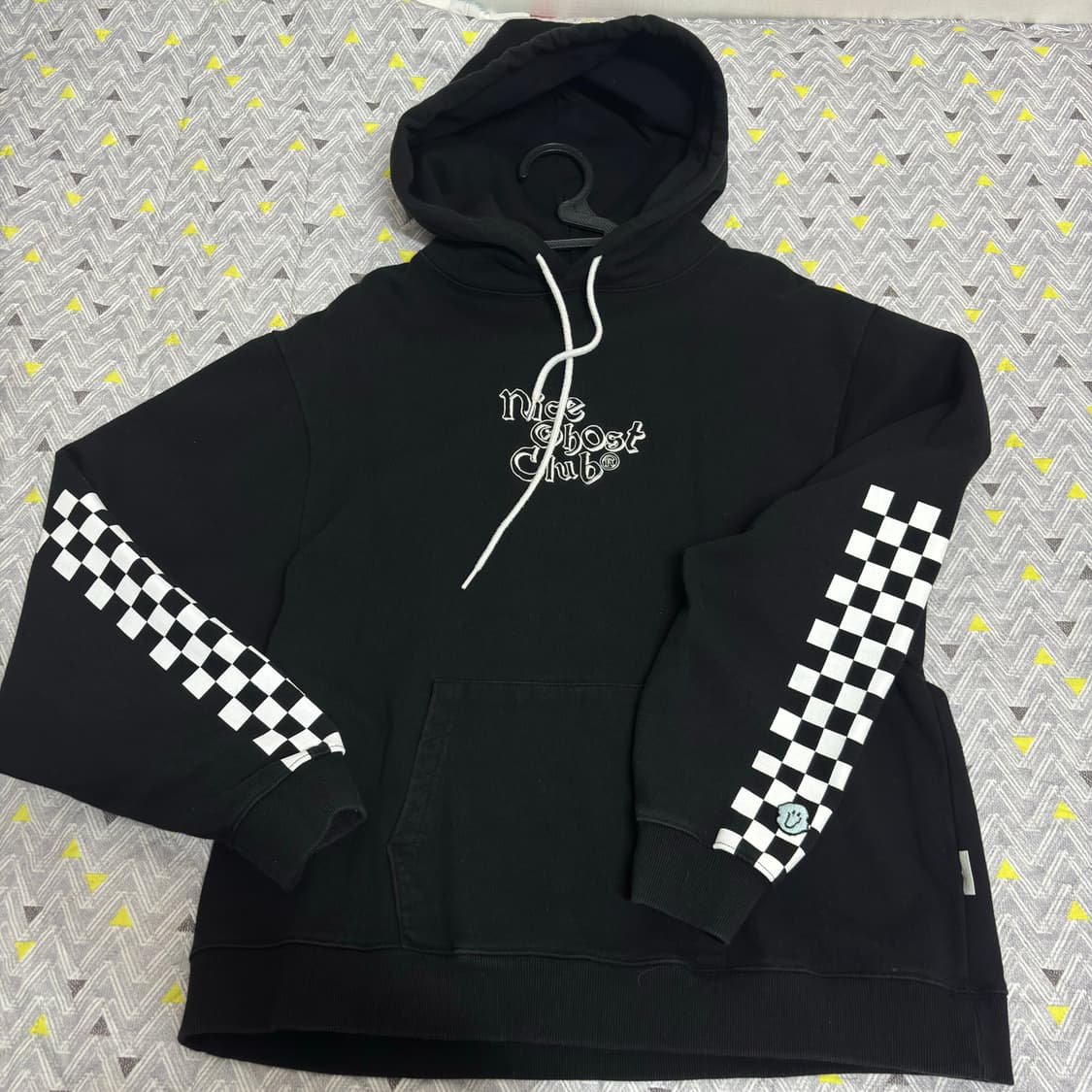 나이트고스트 클럽 후드티 상품이미지1