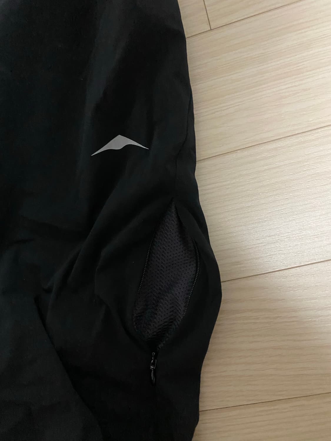 고요웨어 벤틸레이션 커브드 팬츠 상품이미지2