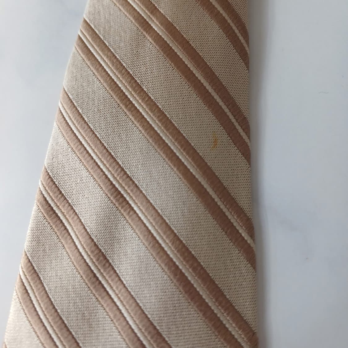 구찌 실크 골드 스트라이프 넥타이 9.6cm B등급 A19577
 상품이미지3