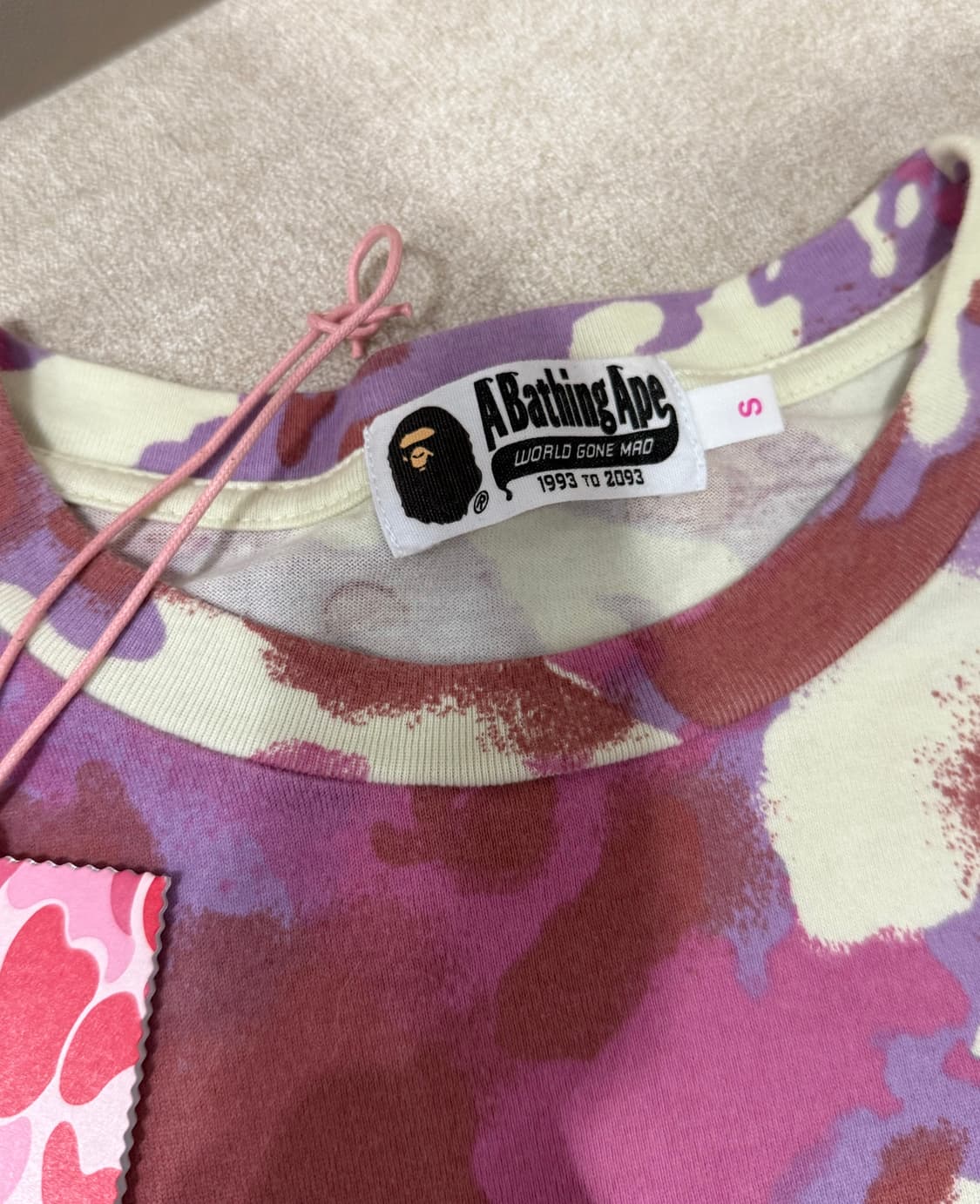 베이프 맵카모 핑크 롱슬리브리스 상품이미지3