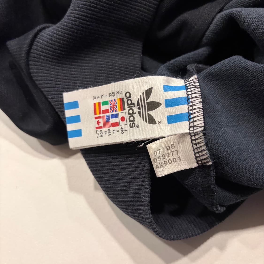 [XL] 06s 아디다스 바르셀로나 트랙탑 져지 집업 블랙 D36 상품이미지6