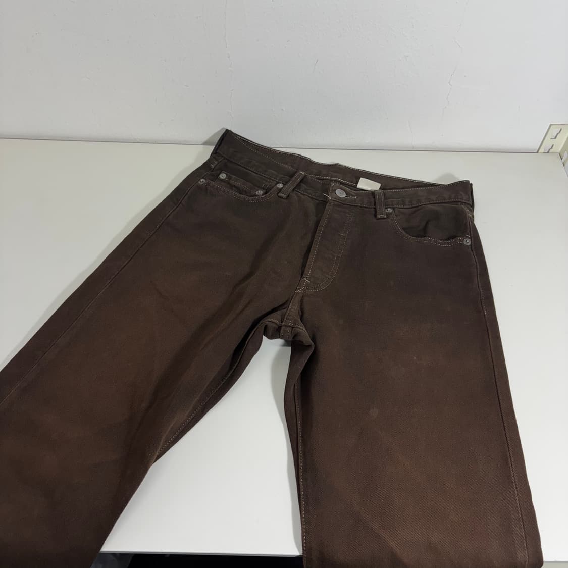 30 리바이스501 다크브라운 스트레이트핏 데님팬츠 상품이미지3