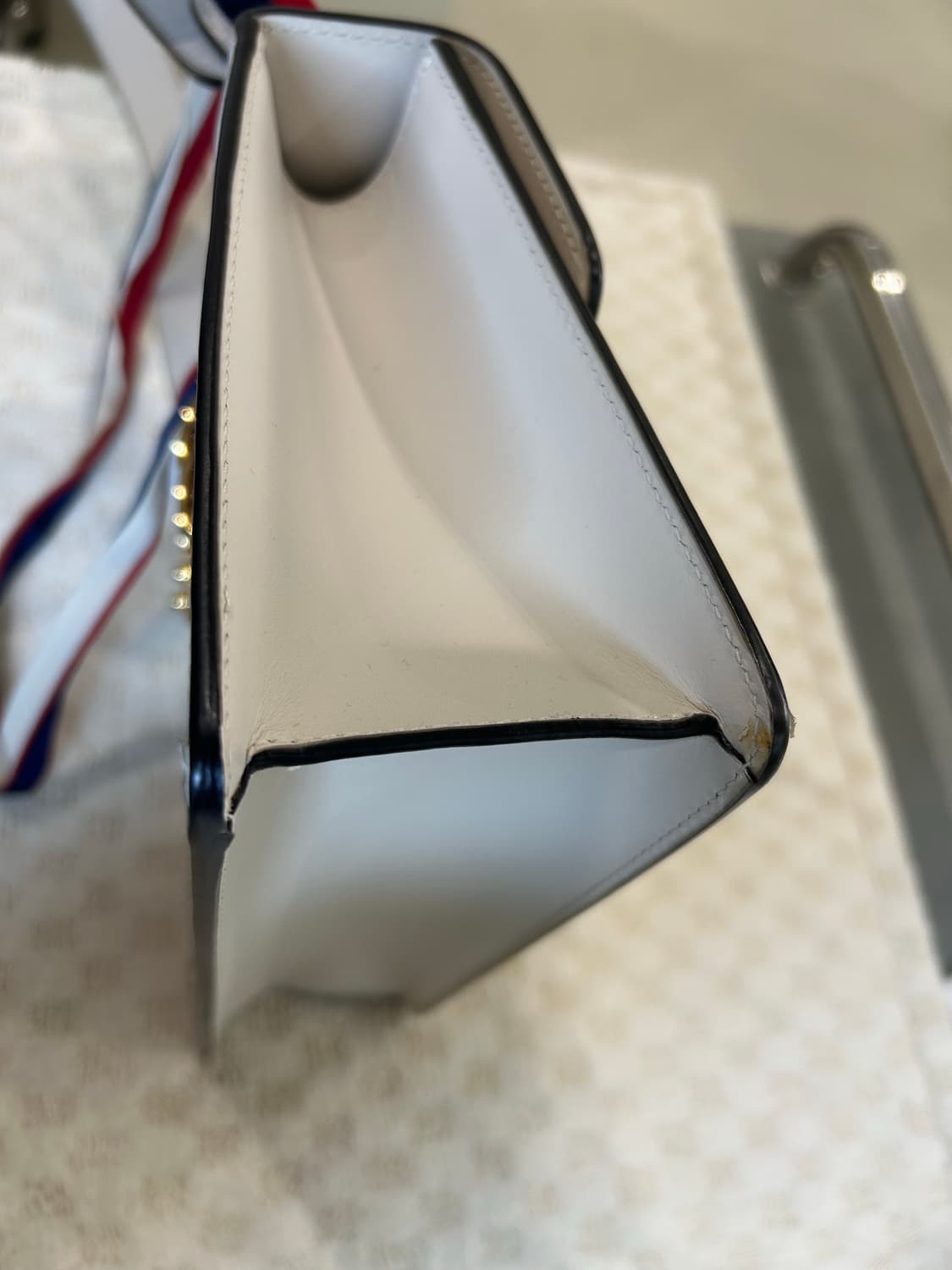 [정품/중고] 구찌 실비백 스몰 화이트 상품이미지3