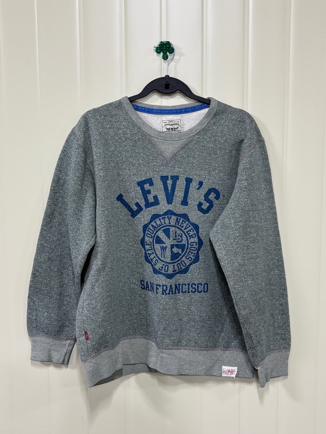 리바이스 맨투맨 상품이미지1