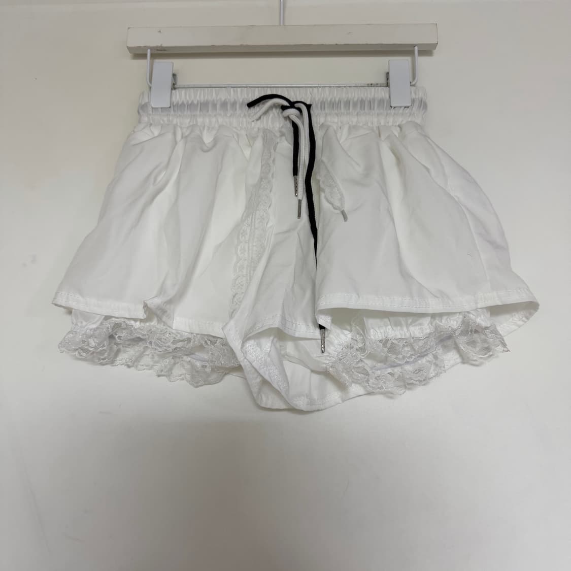 새상품 여자 레이스 레이어드 반바지 XS 상품이미지1