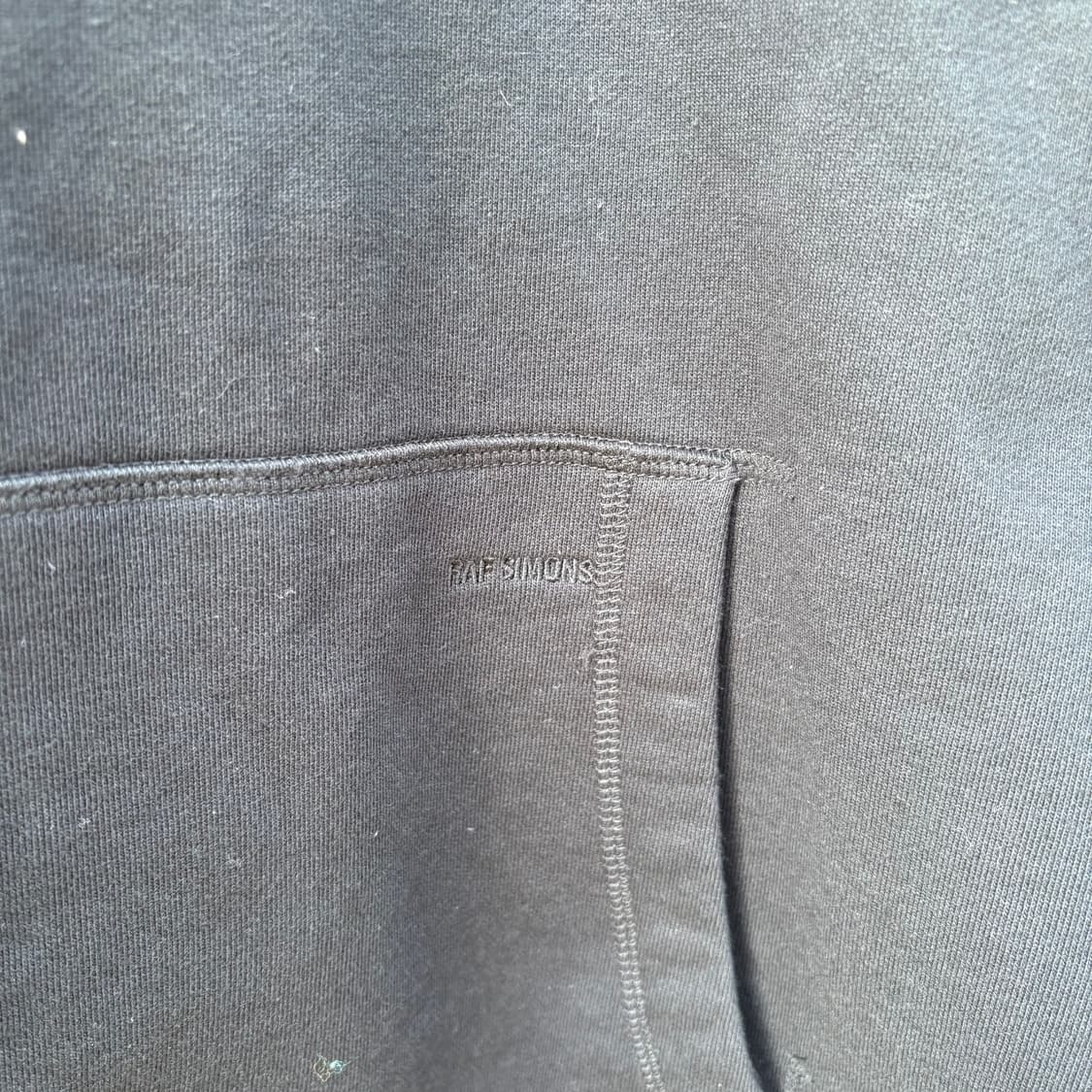 라프시몬스 x 프레드페리 핀 프린티드 패치 후디 상품이미지7