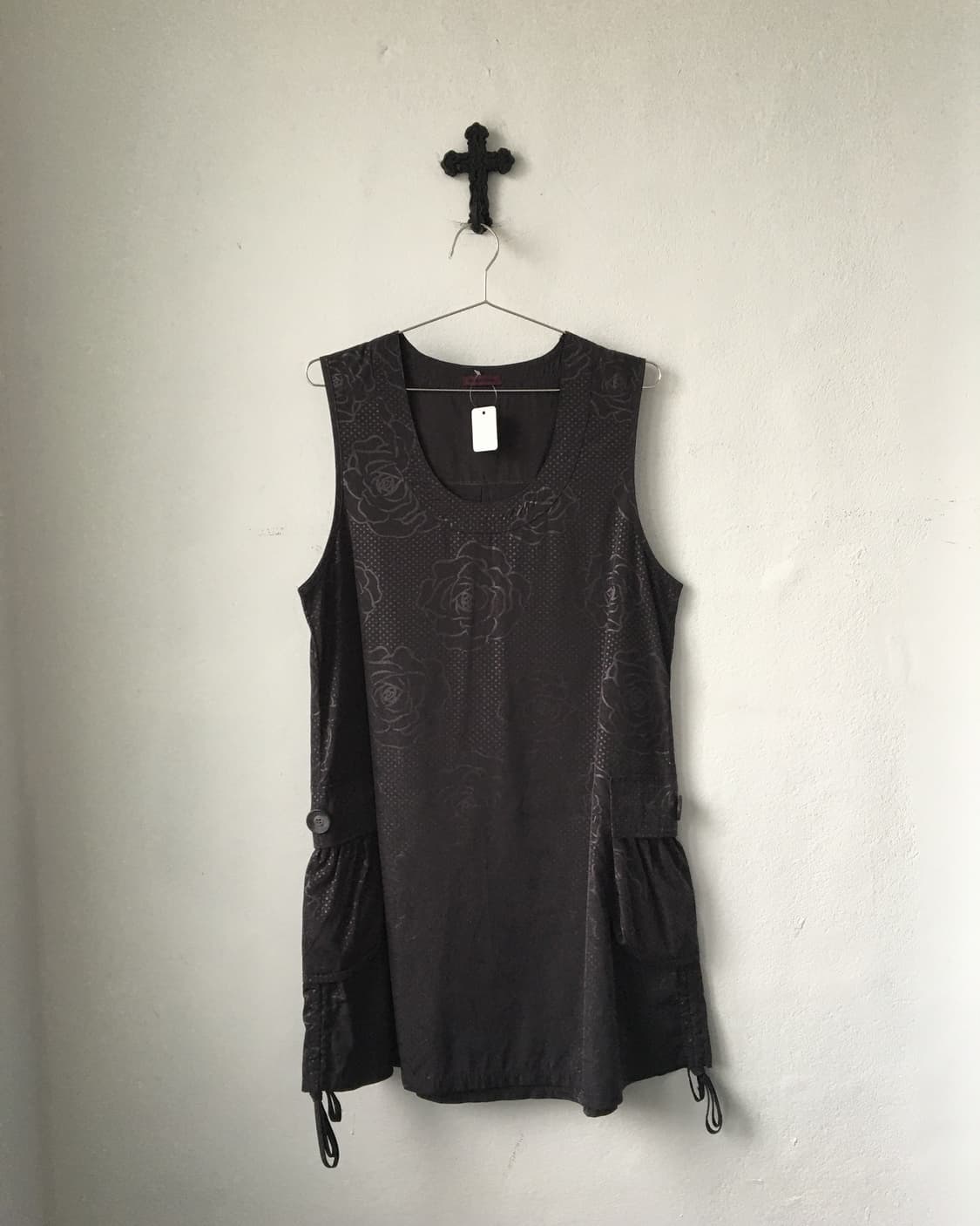 Flower pattern glossy sleeveless onepeic 상품이미지2