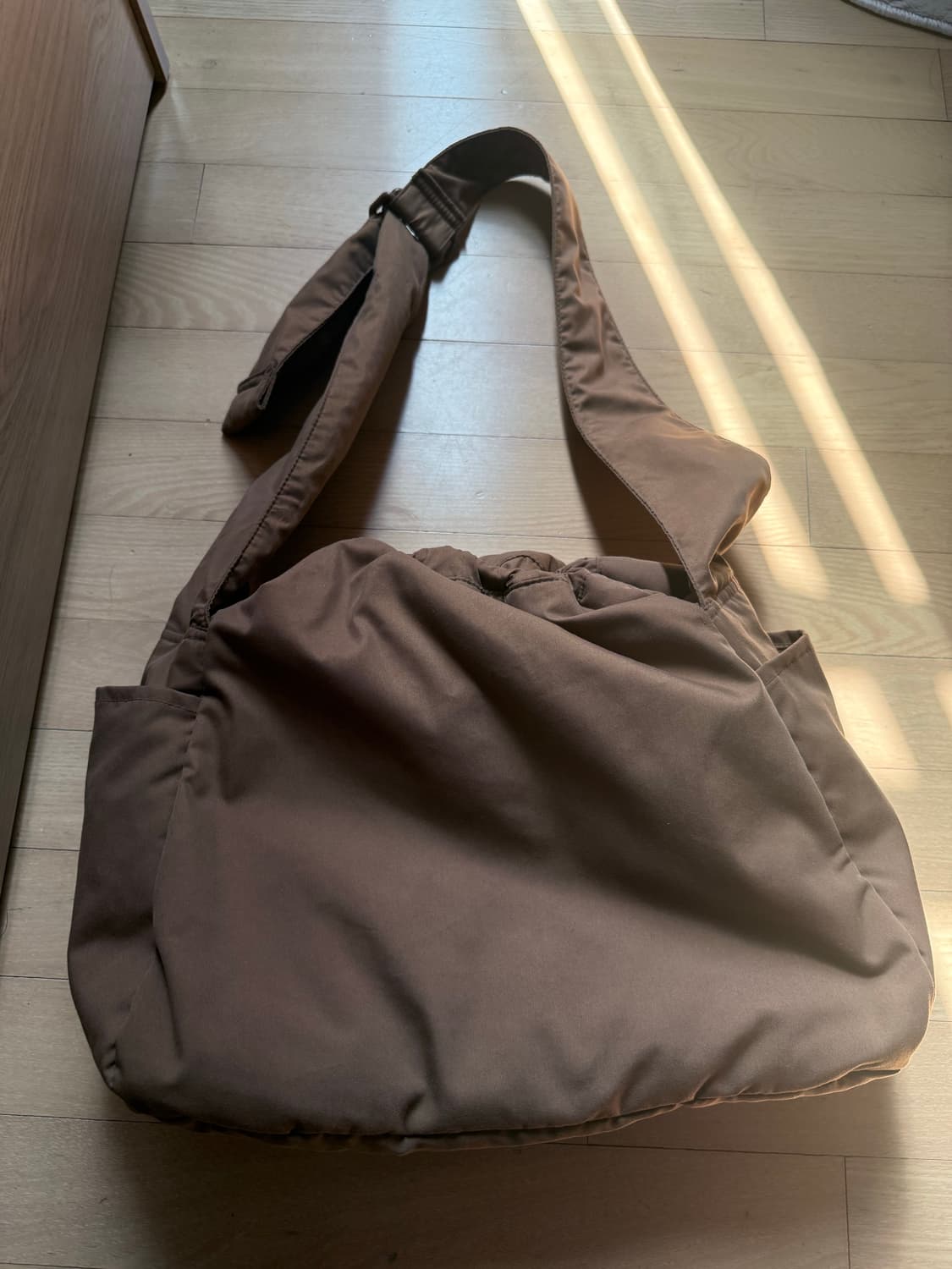 유니클로 소프트퍼피숄더백 상품이미지2