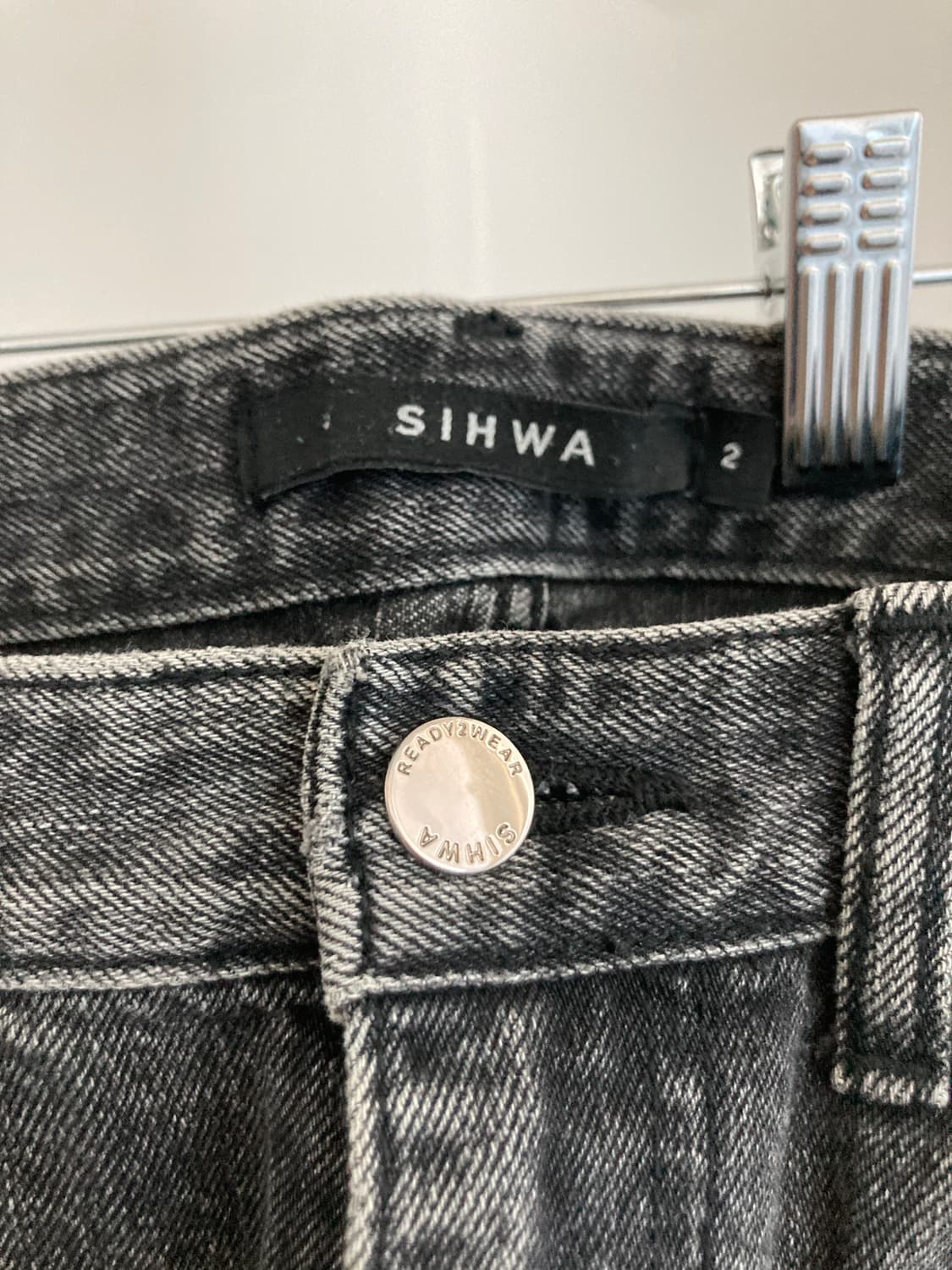 [Ready2Wear - SIHWA] 그레이 일자 데님 상품이미지3