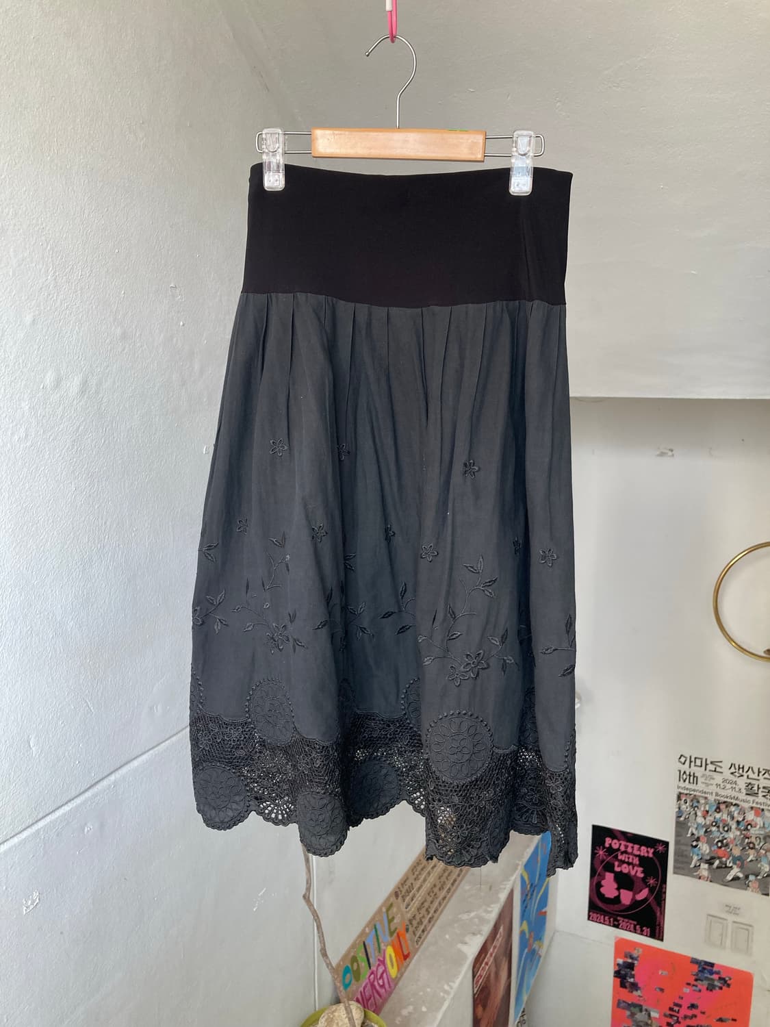 밴딩 레이스 펀칭 스커트 상품이미지1