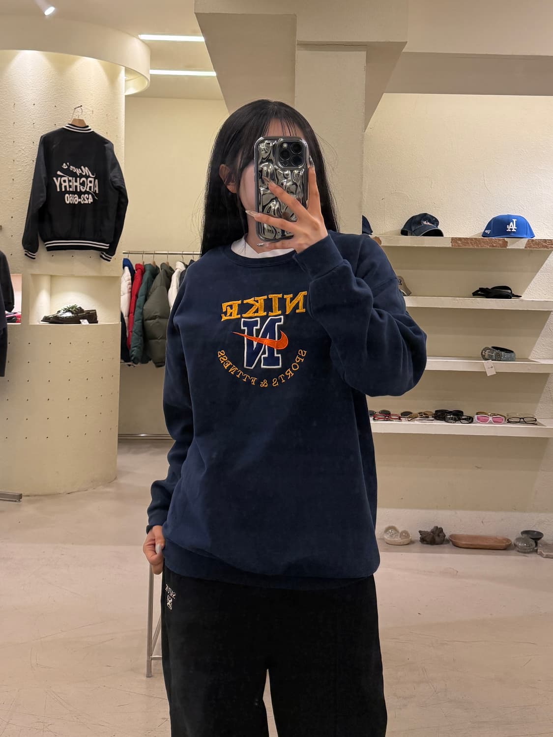 나이키 올드스쿨 빅로고 네이비 맨투맨 U1018 상품이미지1