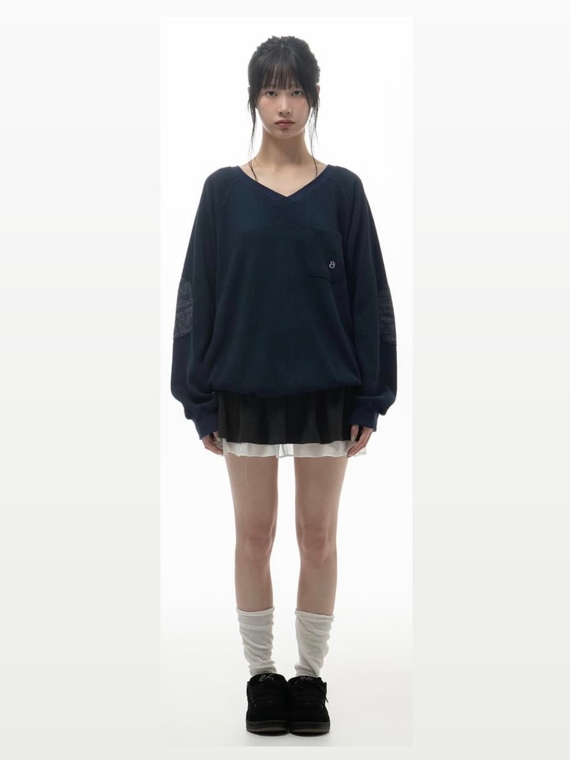 포니즈 CHECKED PATCH SWEATSHIRT (NAVY) 상품이미지1