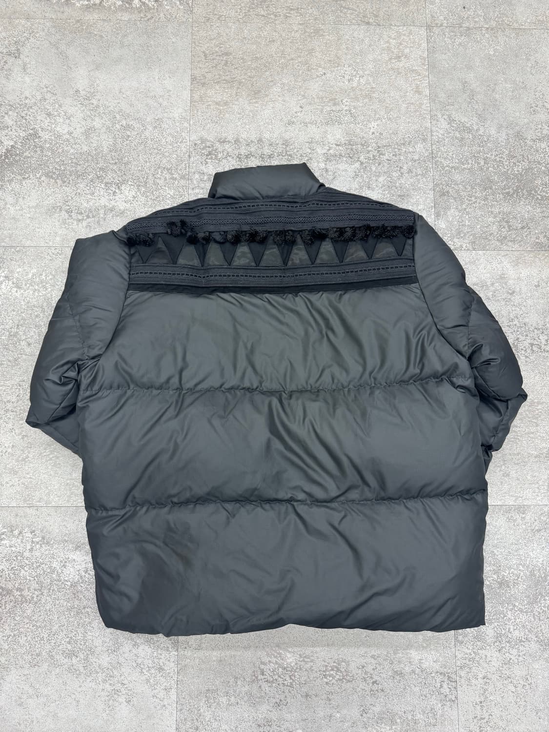 언더커버 23aw Tribal Motif 패딩 4사이즈(하자제품) 상품이미지9